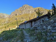 18 Passaggio alla Casera Valletto (1625 m)